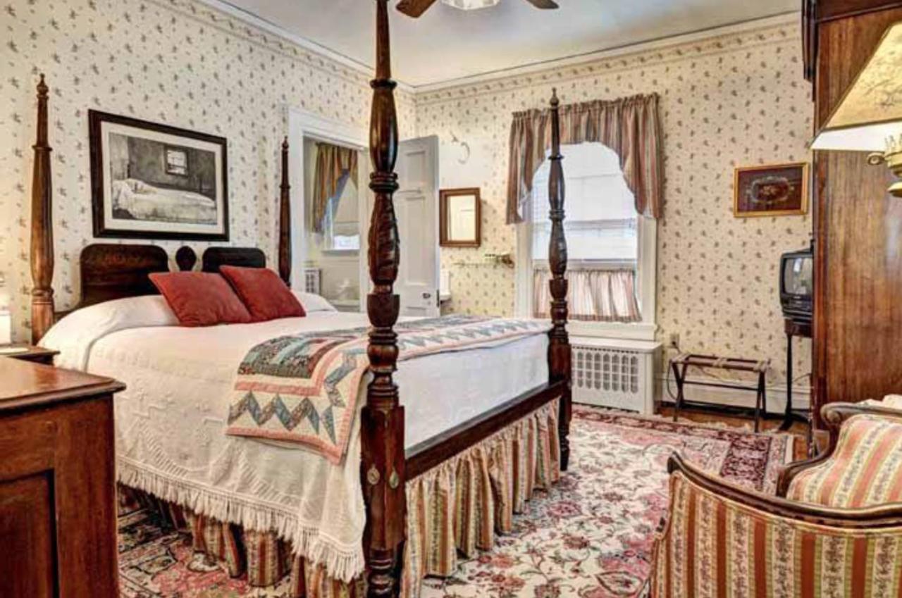 Colonial Capital B&B Вільямсбург Екстер'єр фото